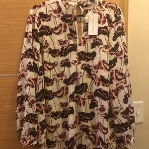 Carolina Belle Keyhole Floral Long Sleeve Blouse